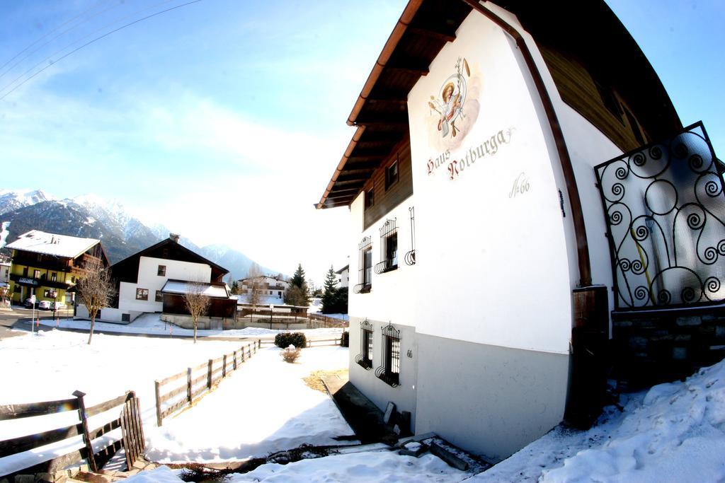 Family Friendly Chalet - Central With Beautiful Mountain Views Seefeld w Tirolu Zewnętrze zdjęcie